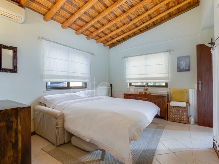 Image No.21-4 Bed House for sale