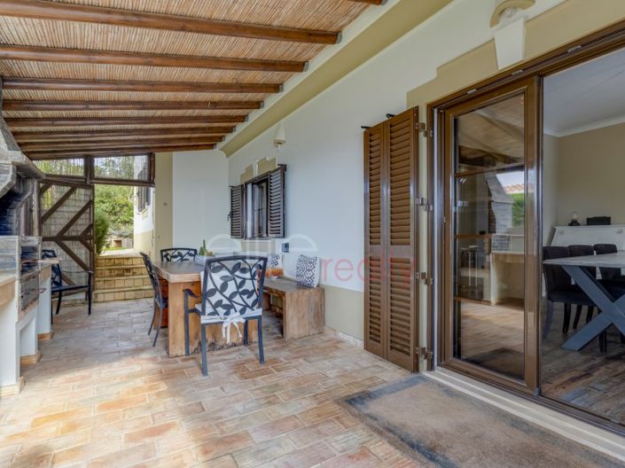 Image No.24-4 Bed House for sale