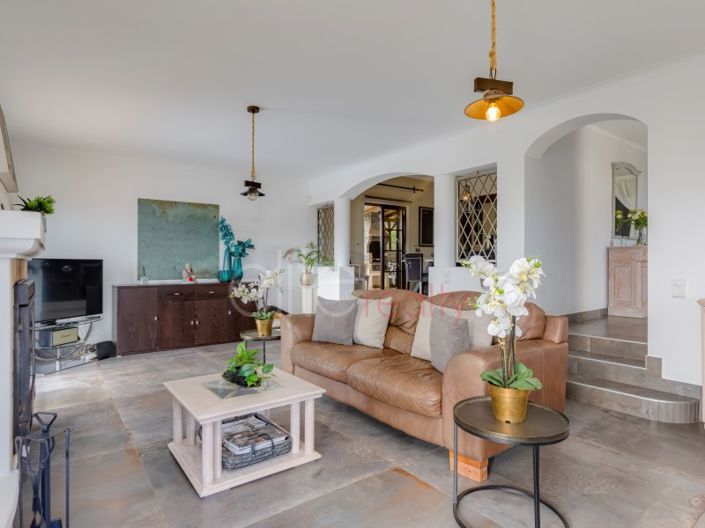 Image No.7-4 Bed House for sale