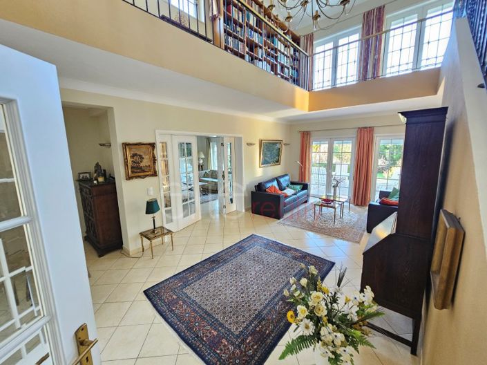 Image No.6-4 Bed House for sale