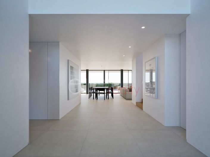 Image No.5-4 Bed House for sale