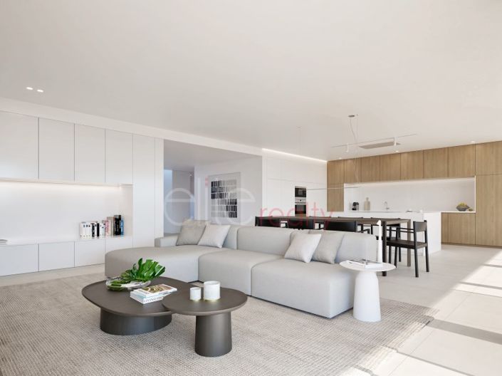 Image No.7-4 Bed House for sale