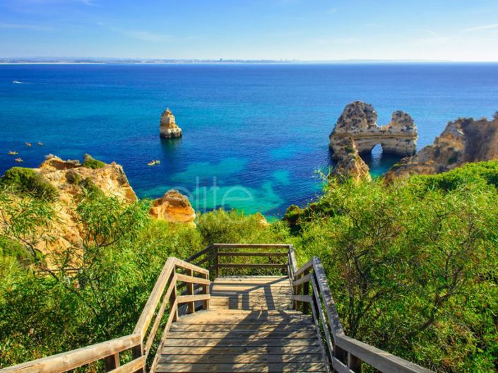 Image No.42-4 Bed House for sale