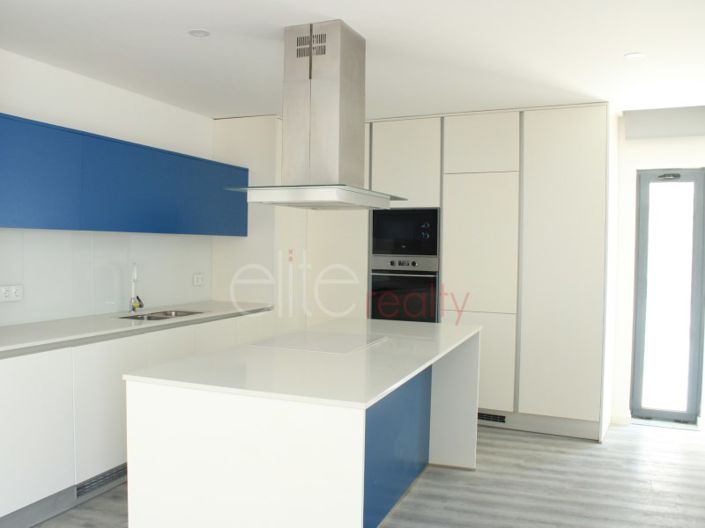 Image No.11-3 Bed Apartment for sale