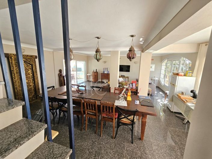 Image No.17-7 Bed House for sale