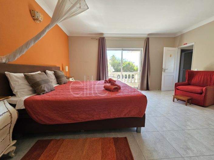 Image No.29-7 Bed House for sale