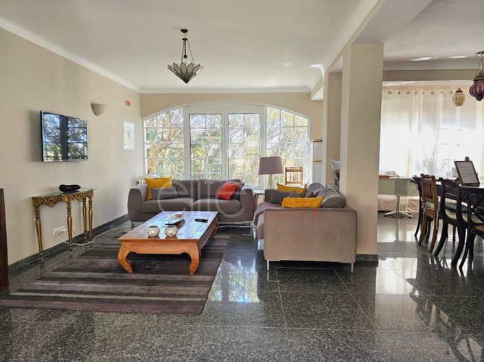 Image No.4-7 Bed House for sale