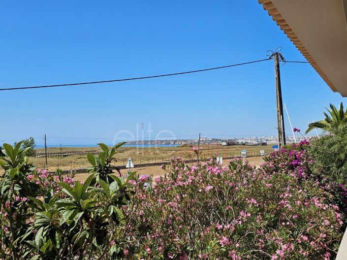 Image No.42-7 Bed House for sale