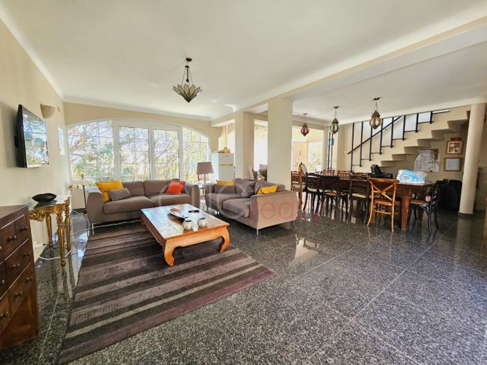 Image No.6-7 Bed House for sale