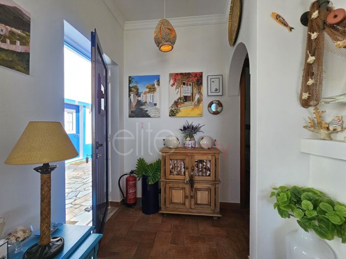 Image No.26-4 Bed House for sale