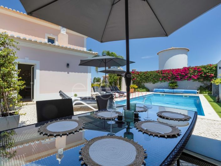 Image No.14-3 Bed House for sale