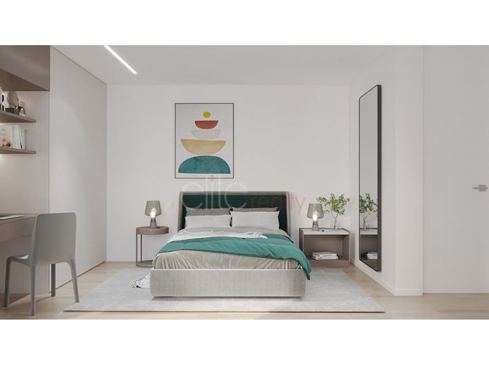 Image No.10-3 Bed House for sale