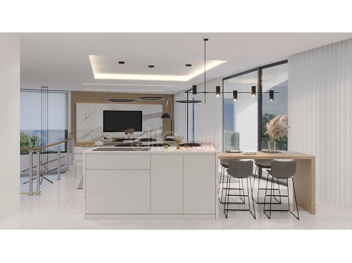 Image No.14-3 Bed House for sale