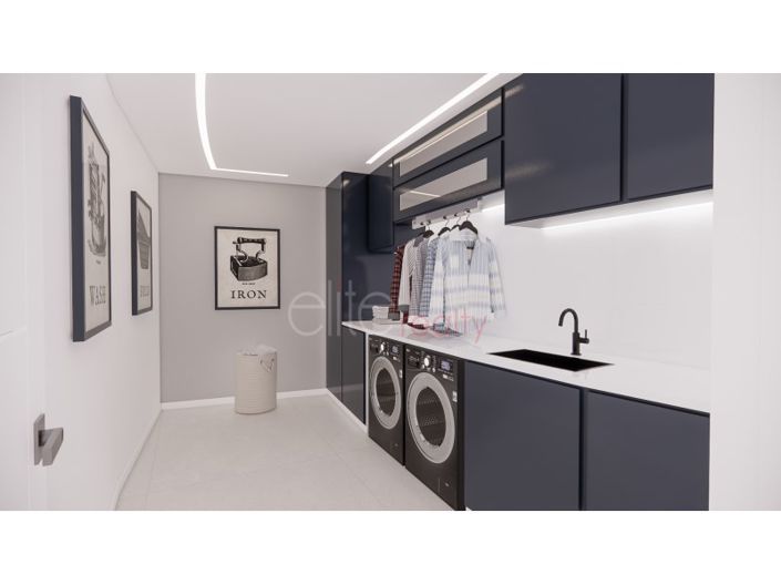 Image No.19-3 Bed House for sale