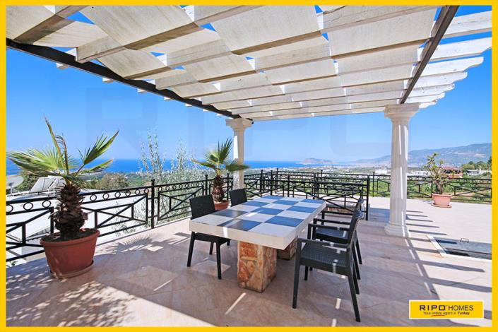 Image No.51-7 Bed Villa / Detached for sale