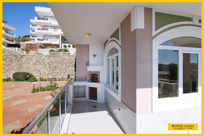 Image No.15-3 Bed Apartment for sale