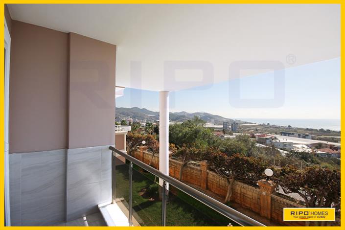 Image No.27-3 Bed Apartment for sale