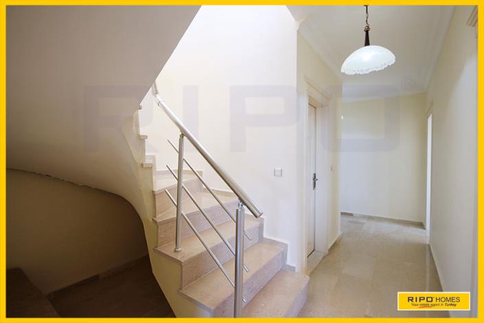 Image No.19-4 Bed Penthouse for sale