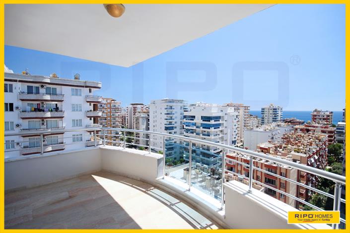 Image No.25-4 Bed Penthouse for sale