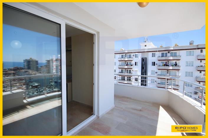 Image No.26-4 Bed Penthouse for sale