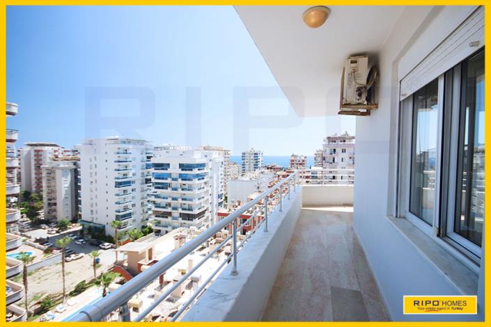 Image No.28-4 Bed Penthouse for sale