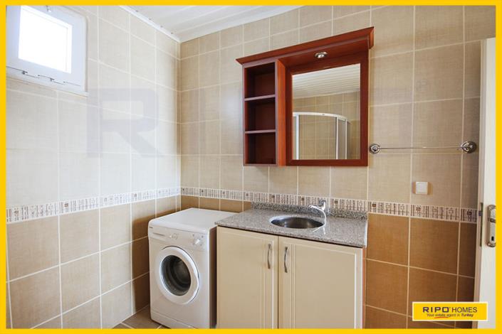 Image No.42-4 Bed Penthouse for sale