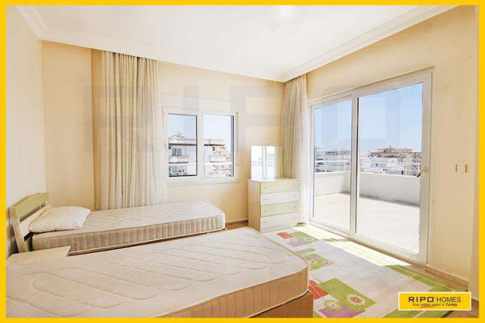 Image No.43-4 Bed Penthouse for sale