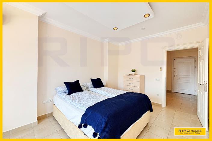 Image No.17-4 Bed Penthouse for sale