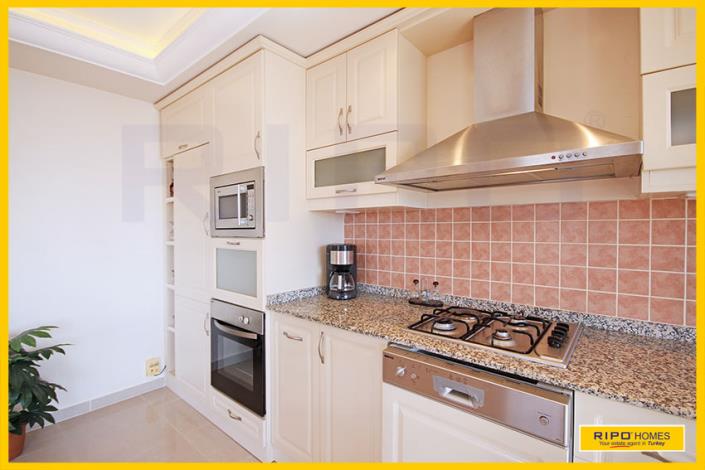 Image No.8-4 Bed Penthouse for sale