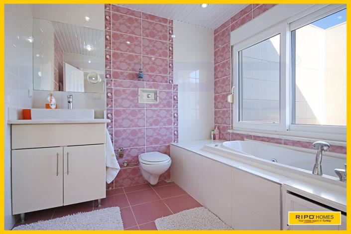 Image No.32-4 Bed Duplex for sale