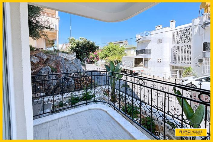 Image No.10-1 Bed Apartment for sale