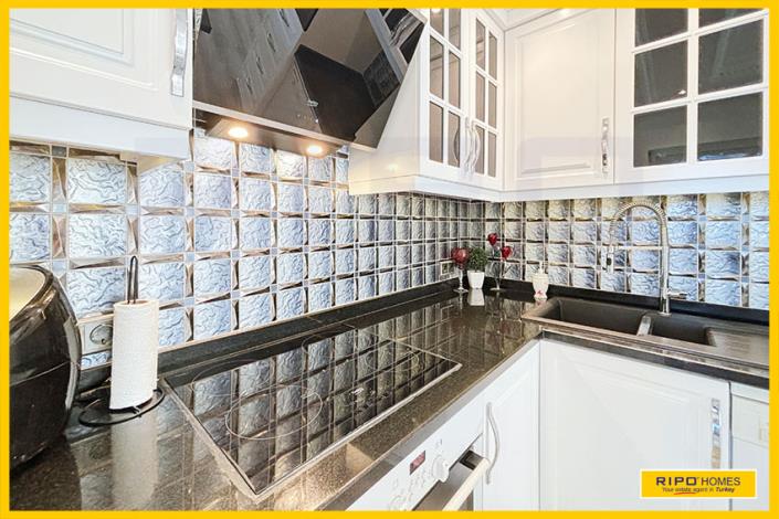 Image No.12-3 Bed Apartment for sale