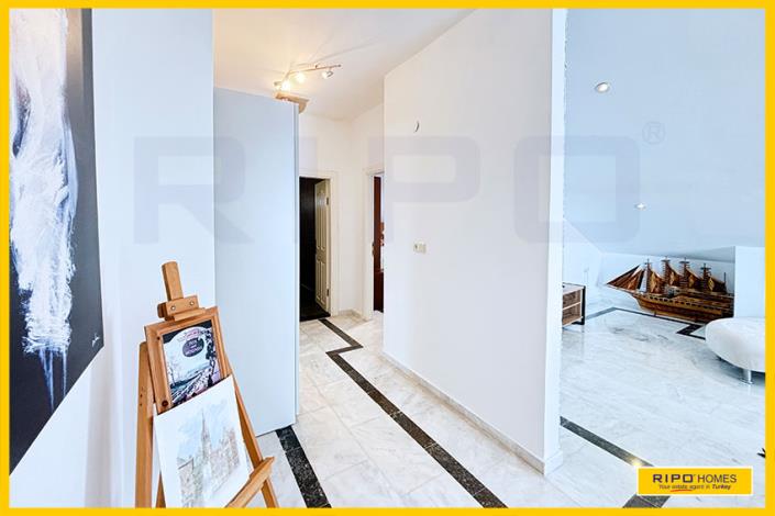 Image No.46-3 Bed Penthouse for sale