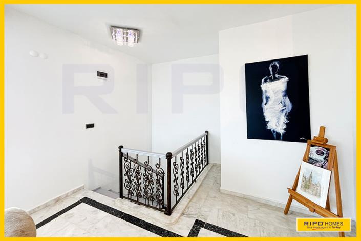 Image No.47-3 Bed Penthouse for sale