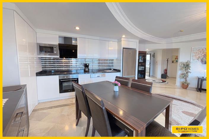 Image No.7-3 Bed Apartment for sale