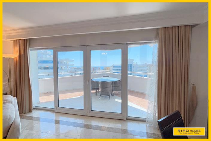 Image No.12-3 Bed Apartment for sale