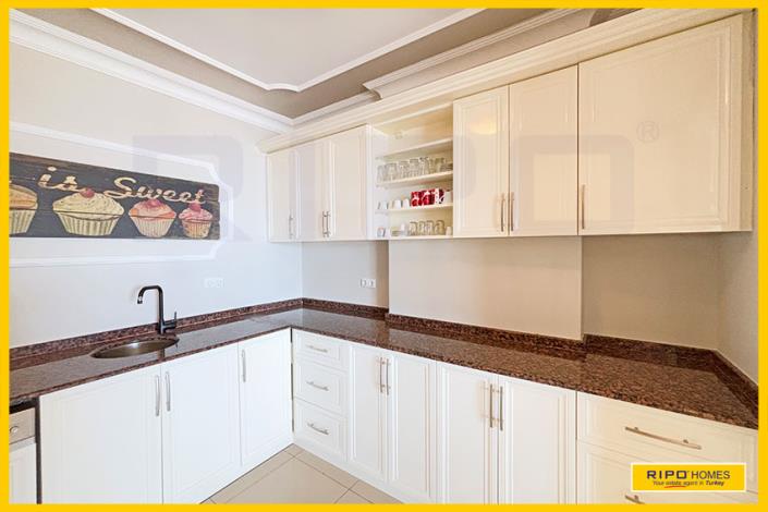 Image No.12-3 Bed Apartment for sale