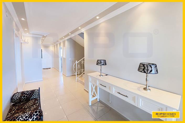 Image No.22-3 Bed Apartment for sale