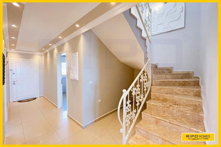 Image No.23-3 Bed Apartment for sale