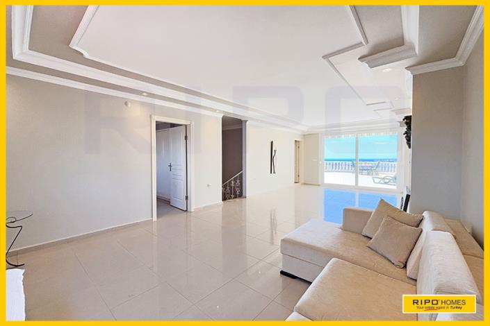 Image No.40-3 Bed Apartment for sale