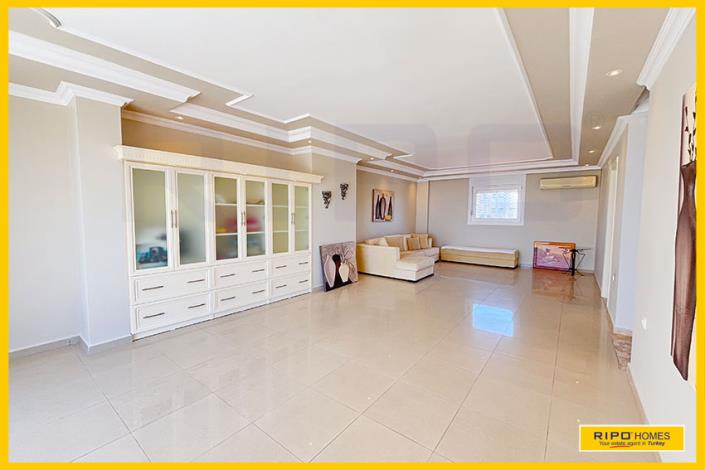 Image No.43-3 Bed Apartment for sale