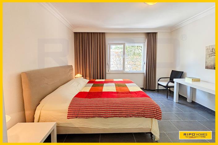 Image No.37-2 Bed Villa for sale