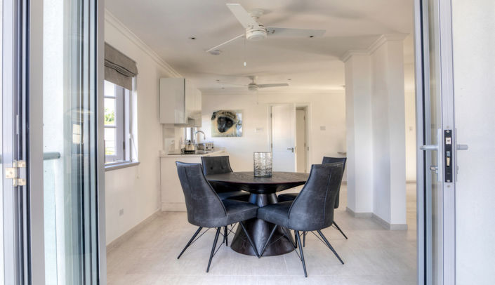 Image No.10-5 Bed Apartment for sale