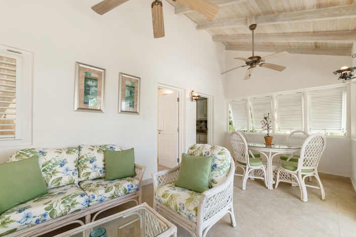 Image No.2-5 Bed Villa for sale