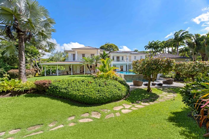 Image No.2-5 Bed Property for sale