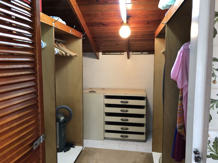 Image No.21-3 Bed Property for sale