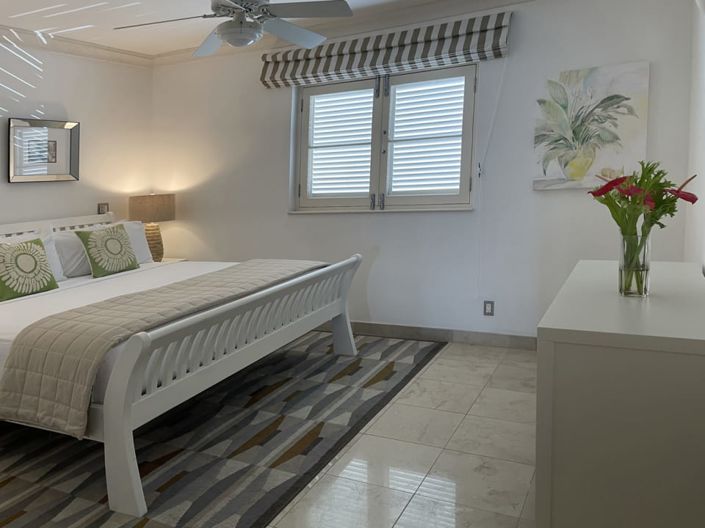 Image No.5-2 Bed Townhouse for sale