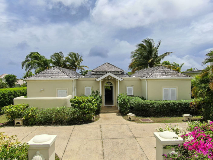 Image No.1-4 Bed Property for sale