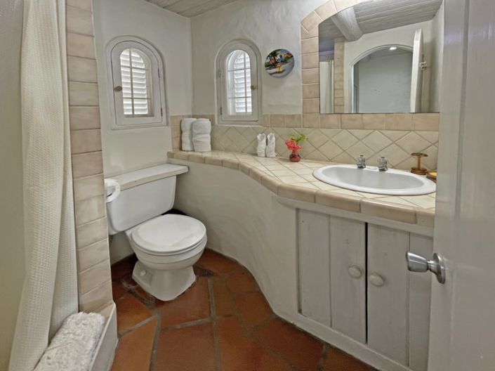 Image No.10-4 Bed Property for sale