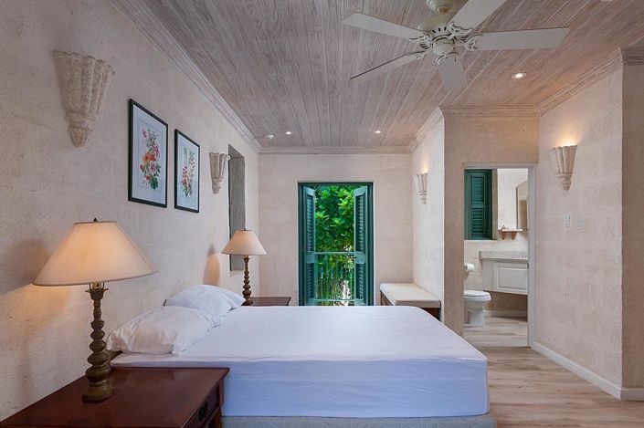 Image No.11-7 Bed Villa for sale